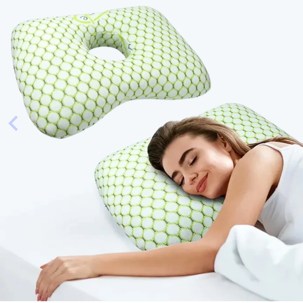 Orthopedic Ear Piercing O-Shaped Pillow in Green